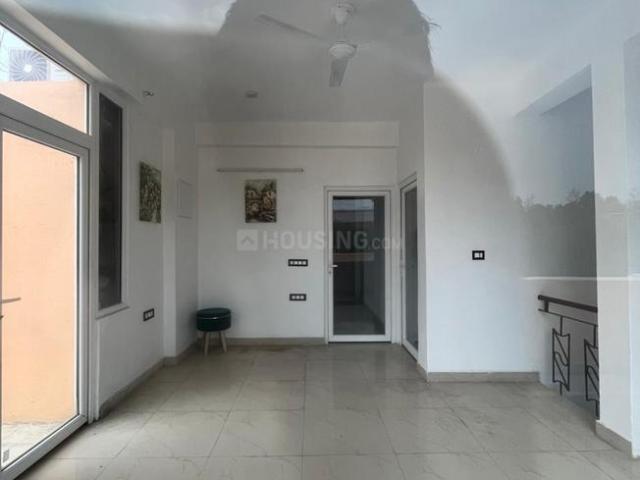 House for sale in Hariana