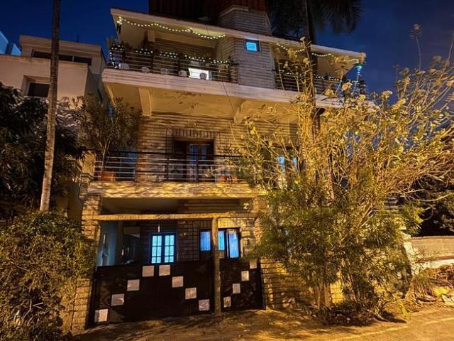 House for sale in Bangalore East, Cox Town - Bangalore