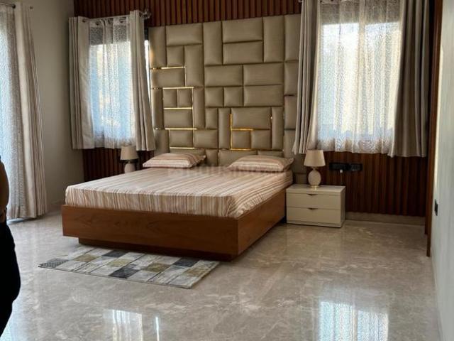 House for sale in Deri