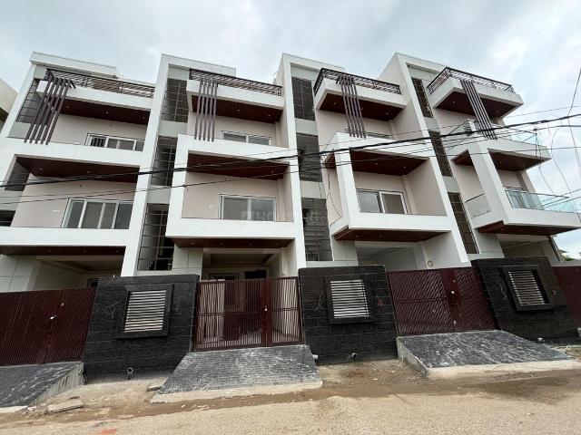 House for sale in Varanasi, Arunachal Pradesh
