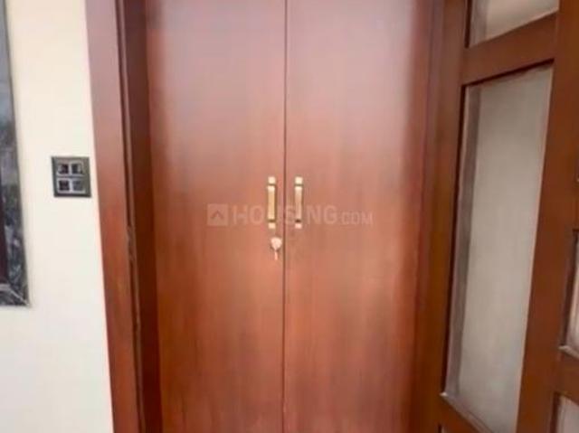 House for sale in Madya