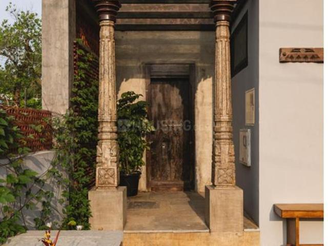 House for sale in Eroor, Thrippunithura