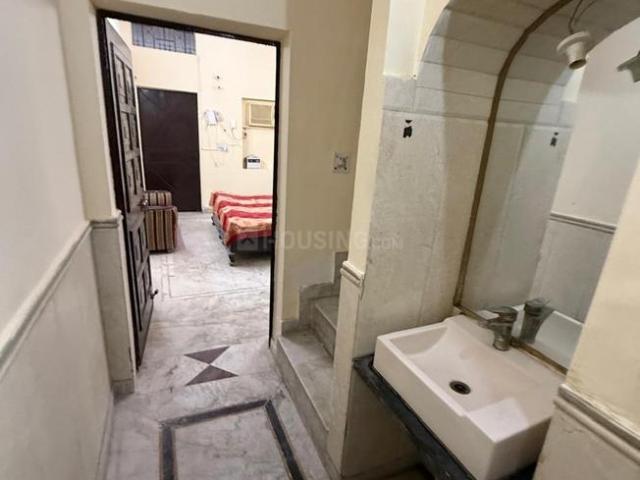 House for sale in West Delhi, Deri