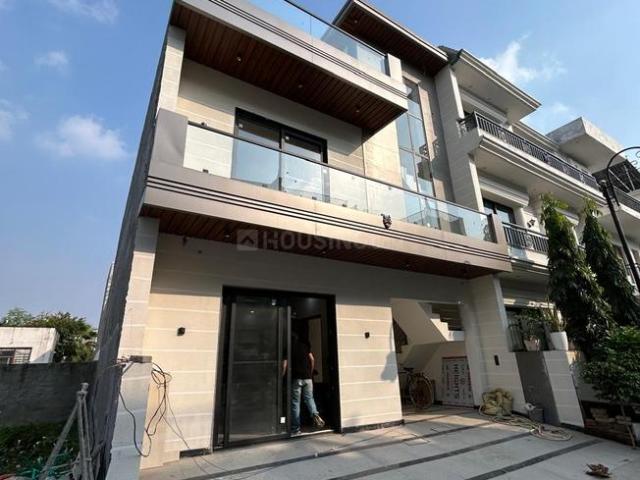 House for sale in Baqarpur, Punjab