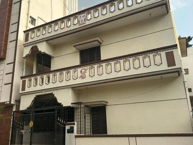 House for sale in Bangalore South, Cox Town - Bangalore