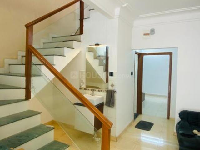 House for rent in Madya