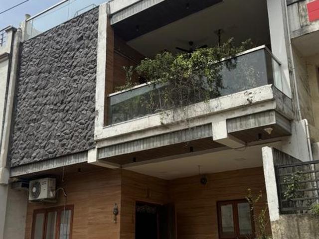 House for sale in Gujarat