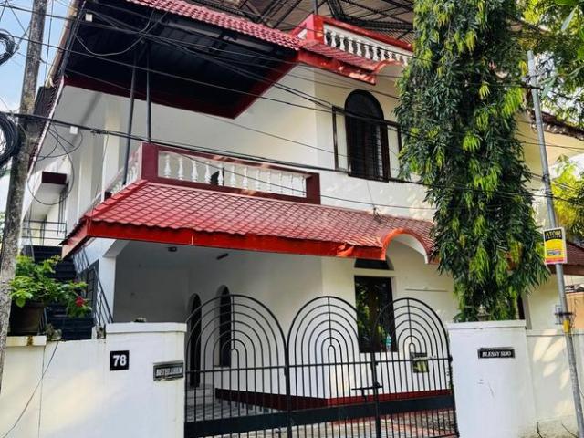 House for sale in Kadavanthra, Ernakulam