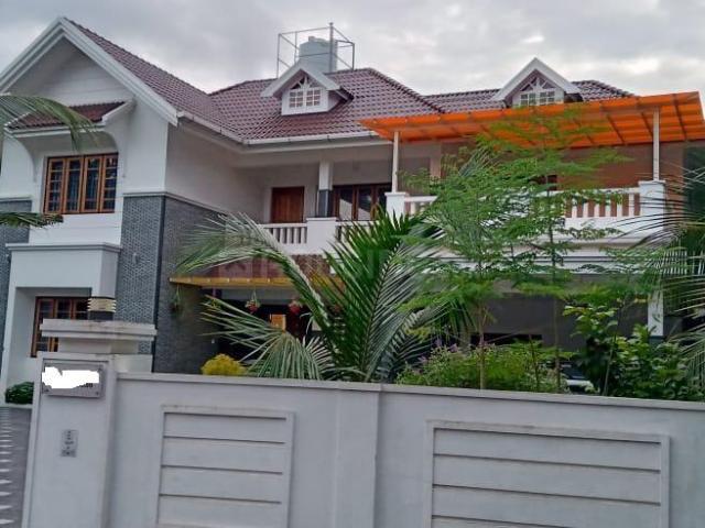 House for sale in Kochi