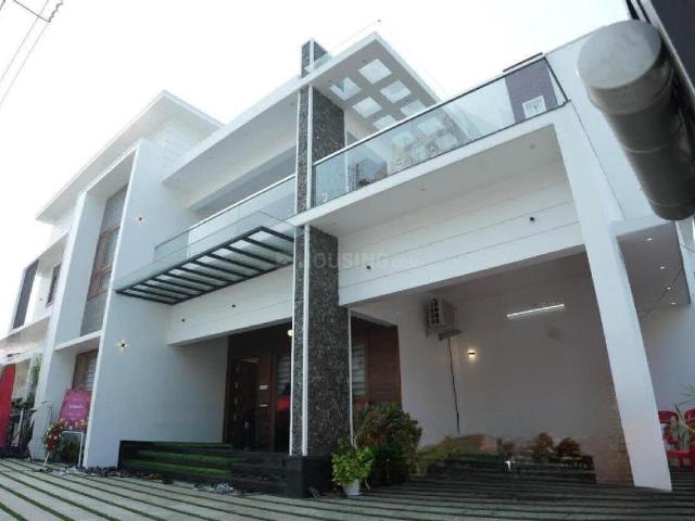House for sale in Nilampathinjamugal, Ernakulam