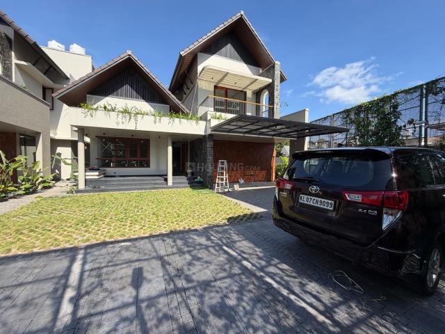 House for sale in Nilampathinjamugal, Ernakulam