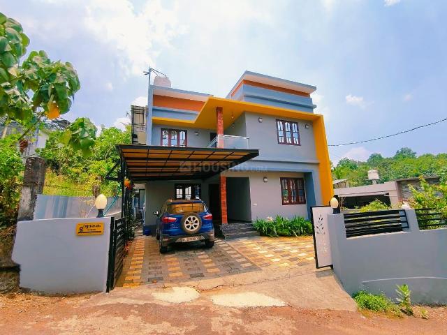 House for sale in Nilampathinjamugal, Ernakulam
