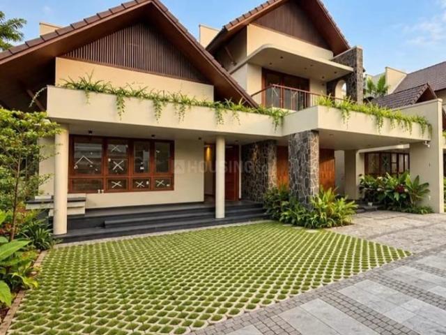 House for sale in Nilampathinjamugal, Ernakulam