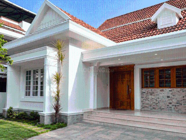 House for sale in Thrissur
