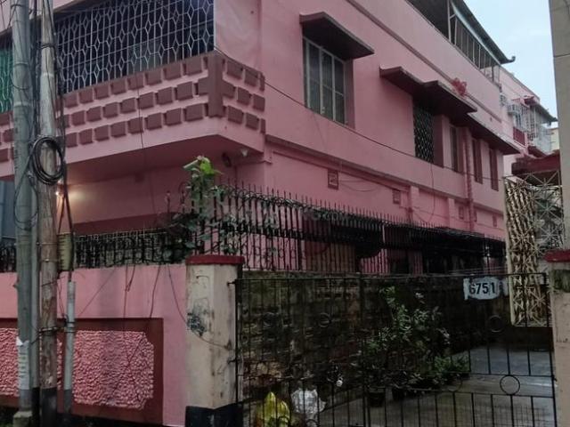 House for sale in Calcutta, West Bengal