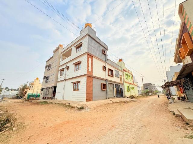 House for sale in Bangalore North, Karnataka