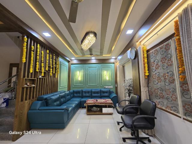 House for sale in Narol gam, Lambha