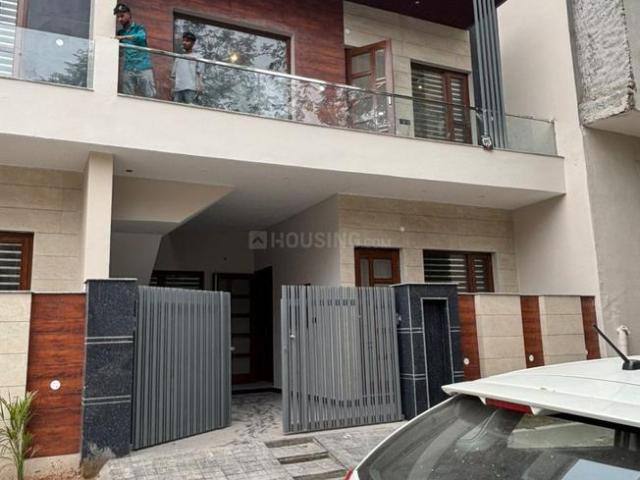House for sale in Zirakpur, Punjab