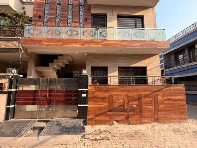 House for sale in Zirakpur, Punjab