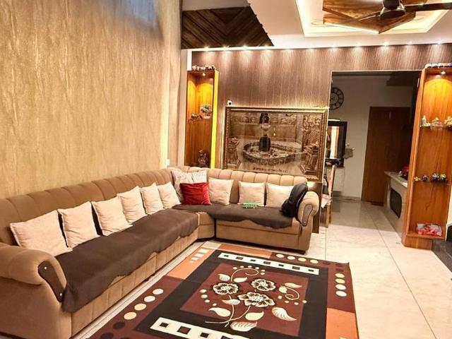 House for rent in Madya