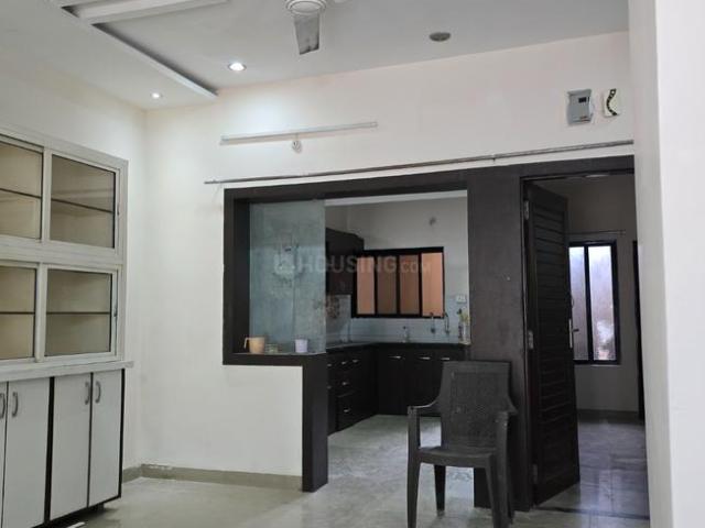 House for rent in Madya