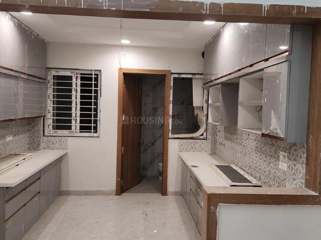 House for sale in Madya