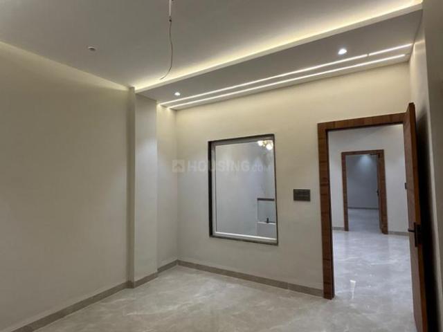 House for sale in Madya