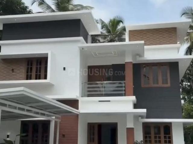 House for sale in Thrissur, Kerala