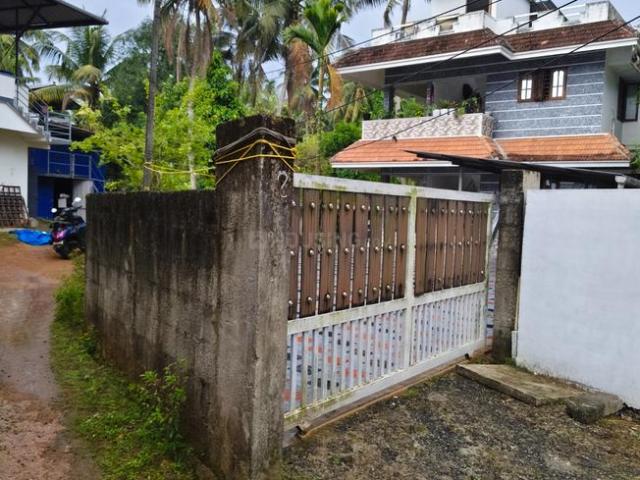 House for sale in Maradu, Ernakulam