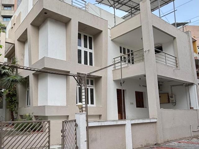 House for sale in Naranpura - Ahmedabad, Gujarat