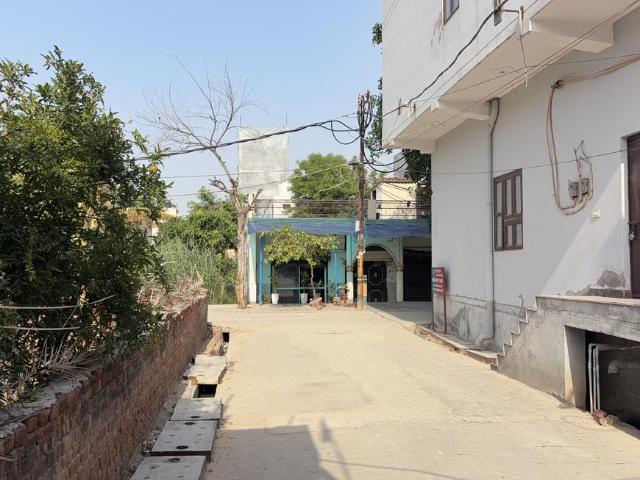 House for sale in South West Delhi, Deri