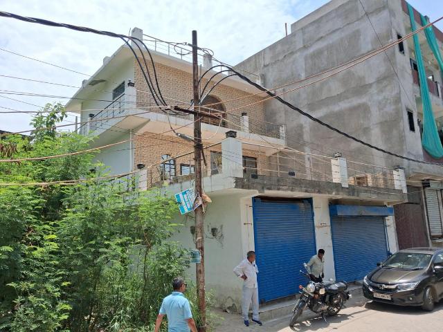 House for sale in South West Delhi, Deri