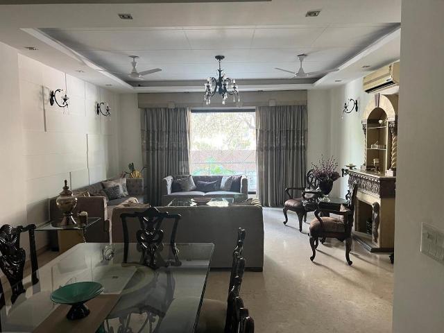 House for sale in East Delhi, Deri