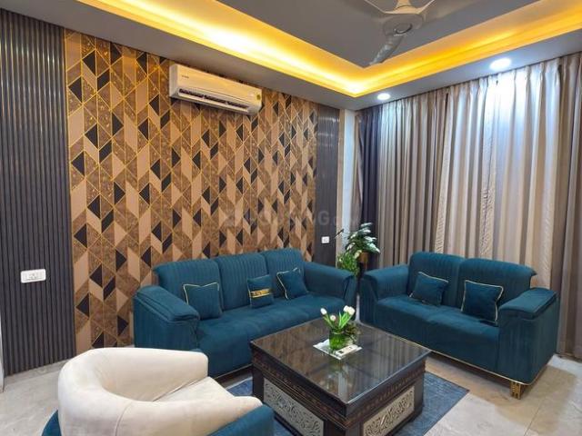 House for rent in Madya