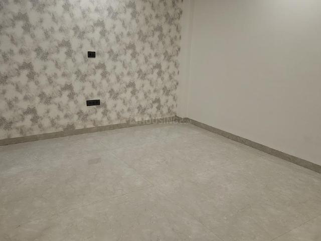 House for sale in Madya