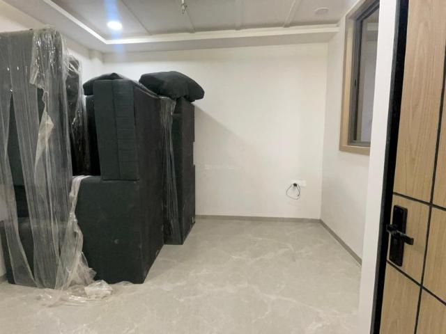 House for sale in Madya