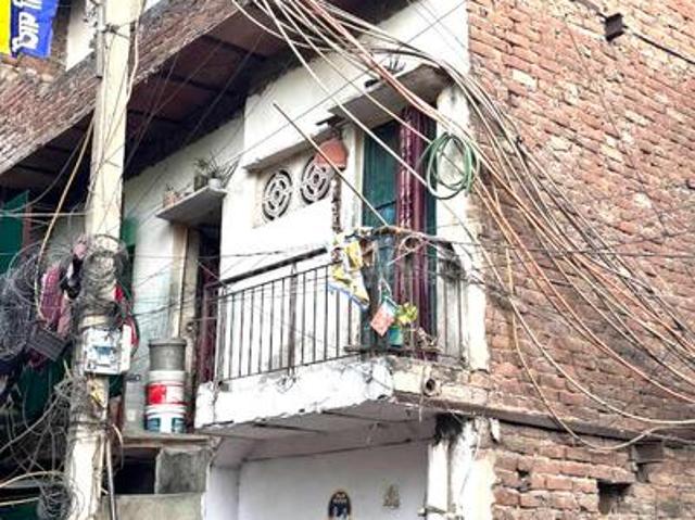 House for sale in Deri