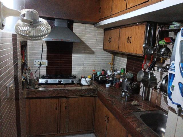 House for sale in South West Delhi, Deri