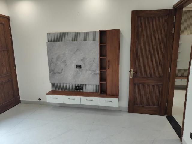 House for rent in Hariana