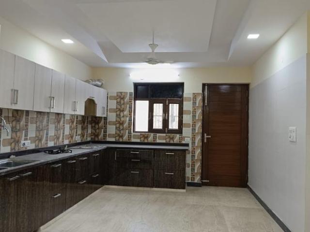 House for rent in West Delhi, Deri
