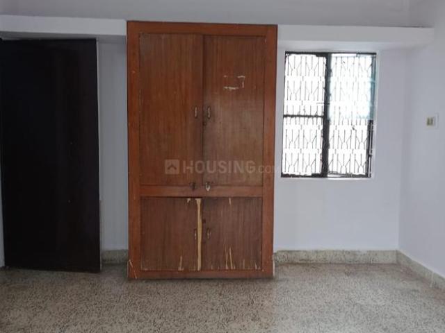 House for sale in Madya