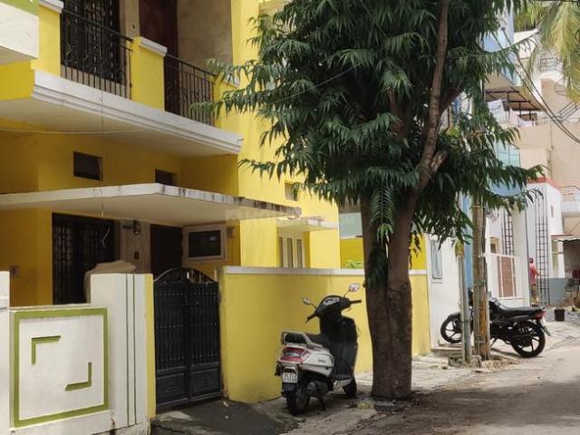 House for sale in Bangalore North, Cox Town - Bangalore