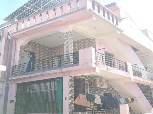 House for sale in Ambavadi, Gujarat