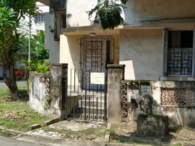 House for sale in AD Block, Bidhannagar