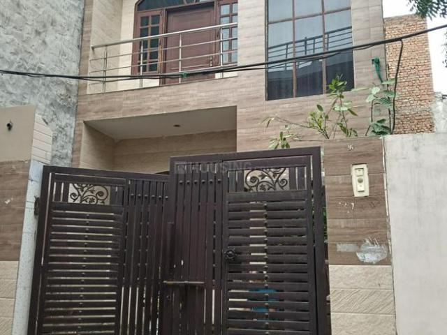 House for sale in Hariana