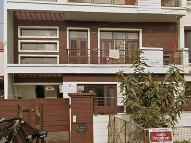House for sale in Sector 12A, Ralli