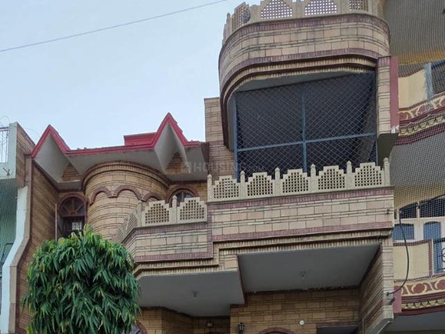 House for sale in Hariana
