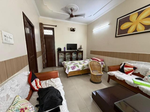 House for sale in Hariana