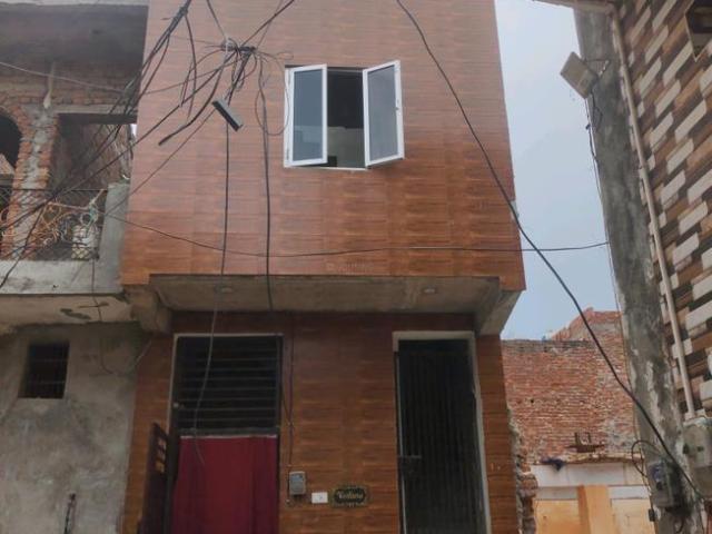 House for sale in Hariana