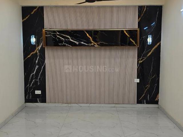 House for sale in Hariana